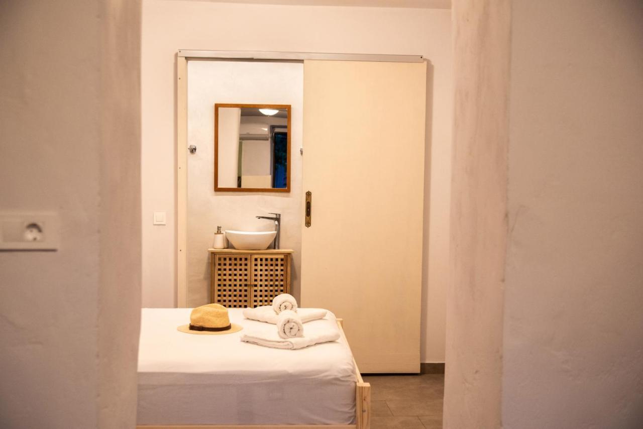 Feneri 3 -Cozy Rustic Apt 20' From Elafonisi Beach Exterior foto