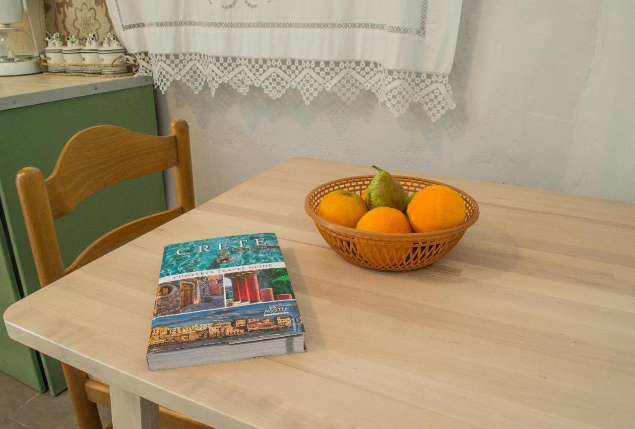Feneri 3 -Cozy Rustic Apt 20' From Elafonisi Beach Exterior foto