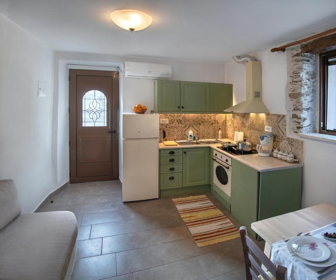 Feneri 3 -Cozy Rustic Apt 20' From Elafonisi Beach Exterior foto