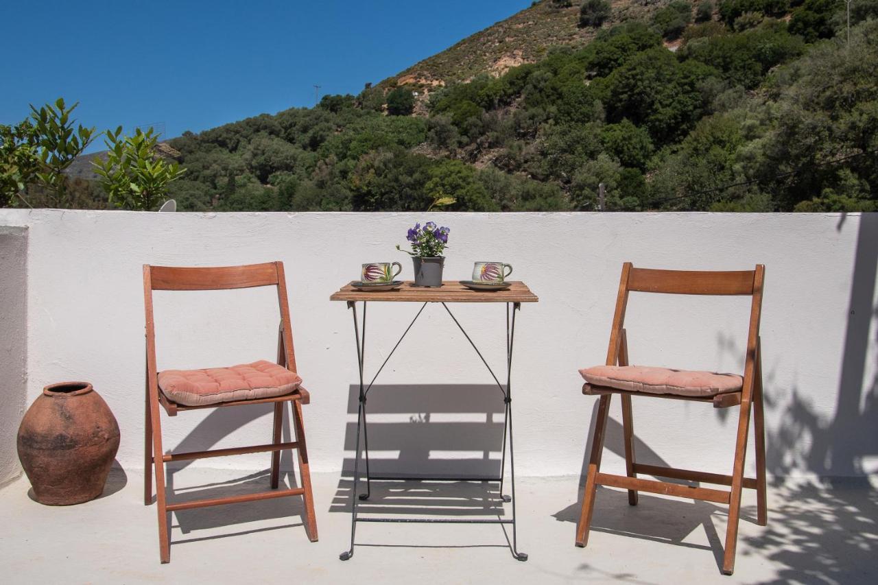 Feneri 3 -Cozy Rustic Apt 20' From Elafonisi Beach Exterior foto